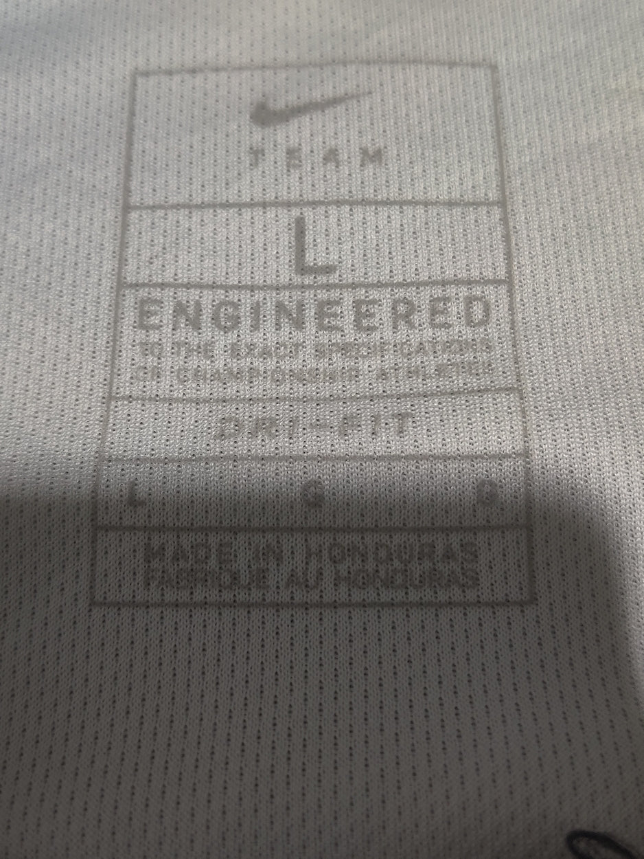 Nike Women Sport White T Shirt – Preloved Labels (view 3)