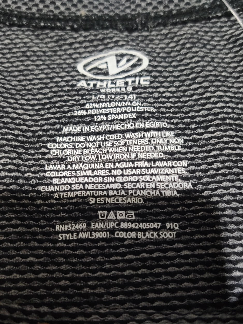 Athletic Women Sport Gray T Shirt – Preloved Labels (view 3)