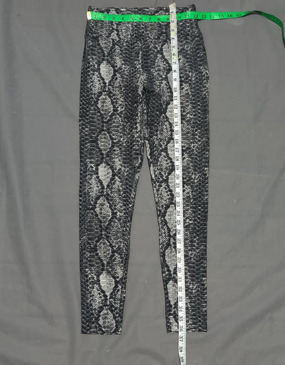 No Boundaries Women Gray Sport Tights