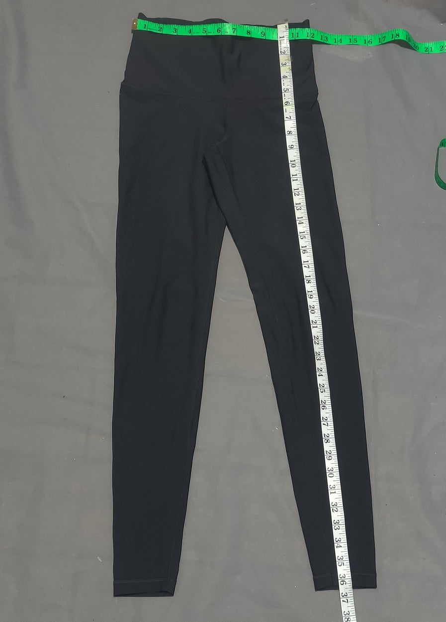 Old Navy Women Black Sport Tights – Preloved Labels (view 4)