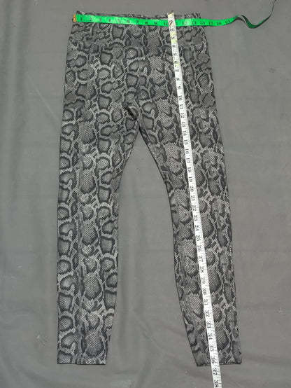 Avia Women Gray Sport Tights – Preloved Labels (view 4)