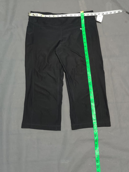 Nike Dri Fit Women Black Sport Tights – Preloved Labels (view 4)