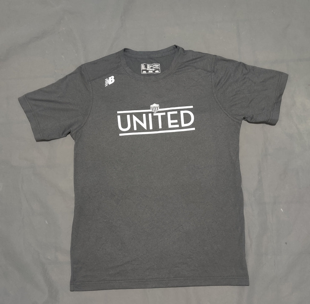 New Balance Men Sport Gray T Shirt – Preloved Labels (view 2)