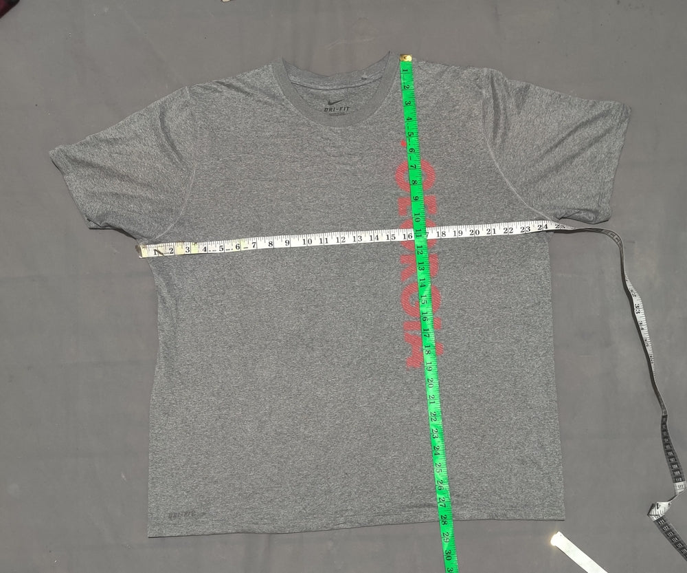 Nike Men Sport Gray T Shirt – Preloved Labels (view 4)