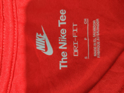 Nike Dri Fit Men Sport Red T Shirt – Preloved Labels (view 3)