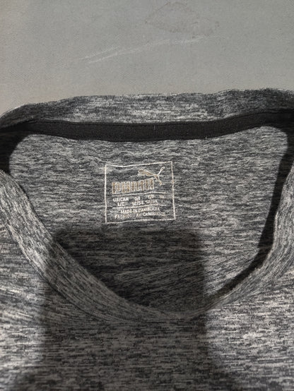 Puma Women Gray Sport T Shirt – Preloved Labels (view 3)
