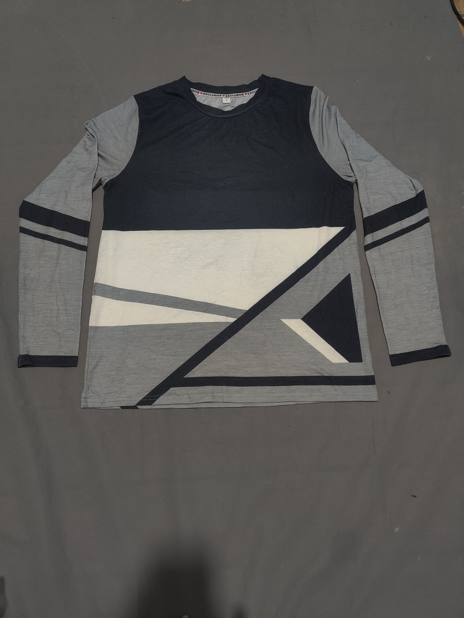 Exclusive Women Gray Sport T Shirt