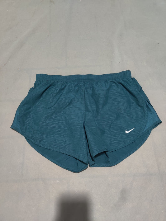 Nike Dri Fit Women Green Sport Short