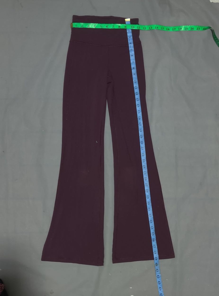 Athleta Women Maroon Sport Tights