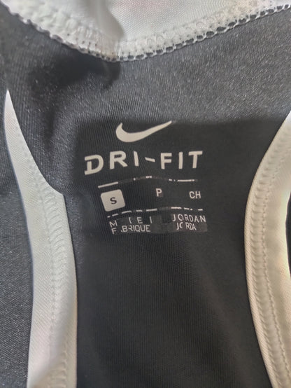 Nike Women Sport Black Vest T Shirt – Preloved Labels (view 3)