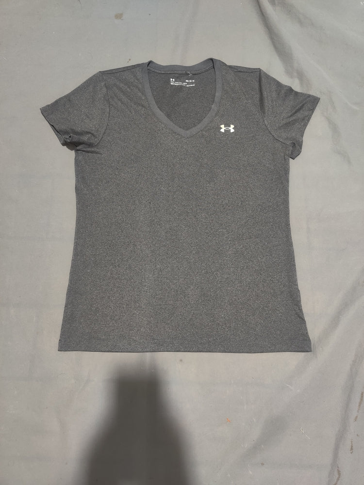 Under Armour Women Sport Gray T Shirt – Preloved Labels (view 2)