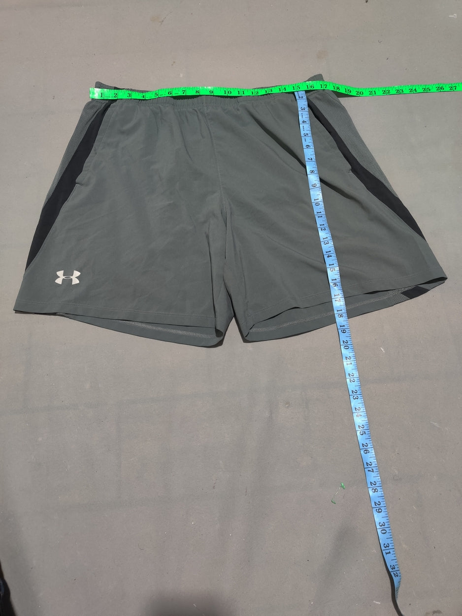 Under Armour Men Sport Gray Short