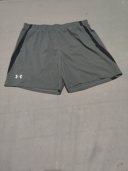 Under Armour Men Sport Gray Short