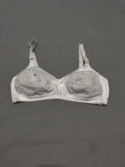 Lacy Women White Sport Bra