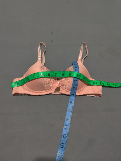 L.Y. Sujia Women Cream Sport Bra