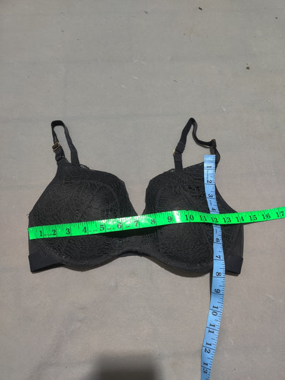 Lively Women Black Sport Bra – Preloved Labels (view 4)