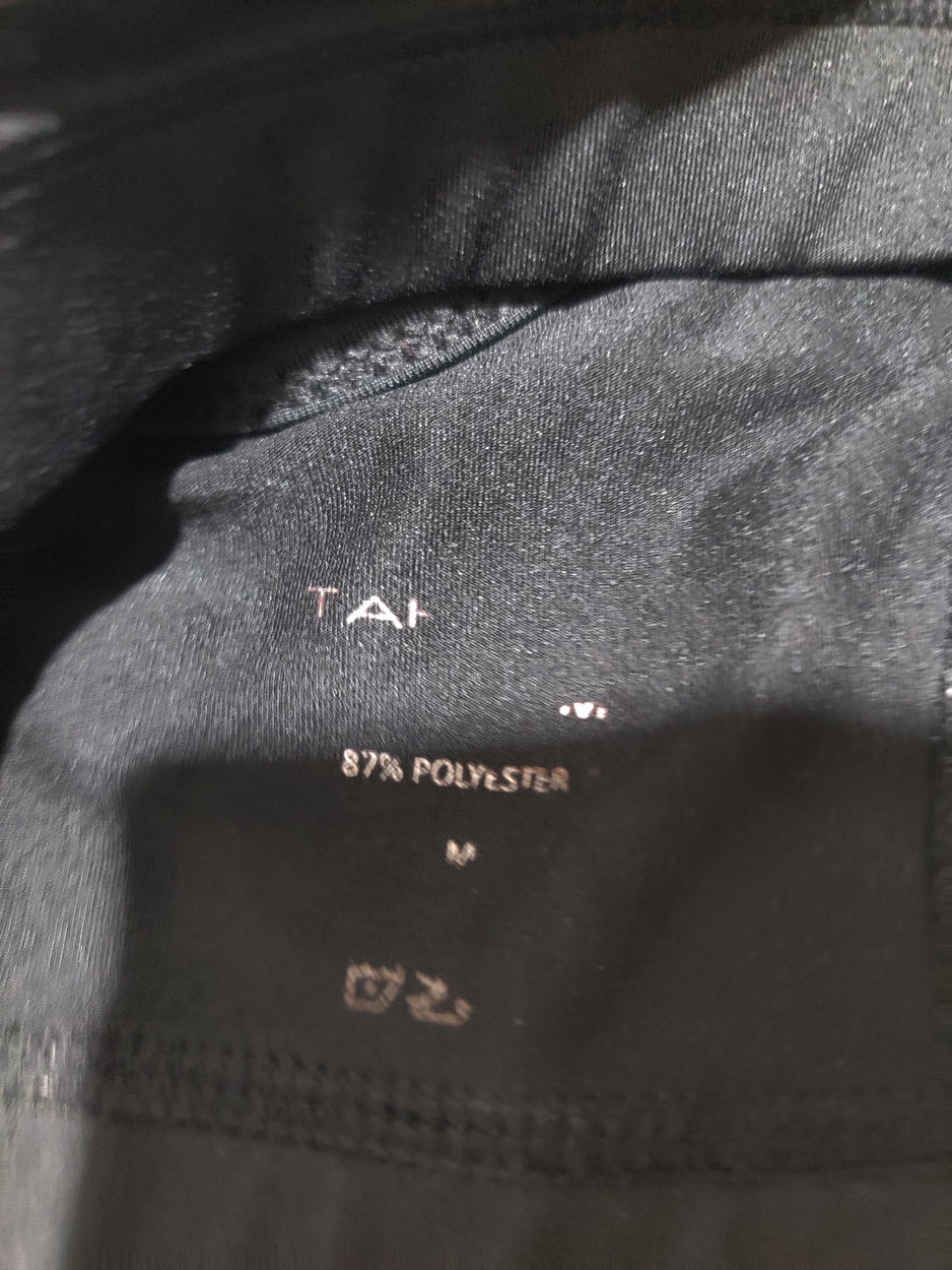 Preloved Women Black Sport Bra – Preloved Labels (view 3)