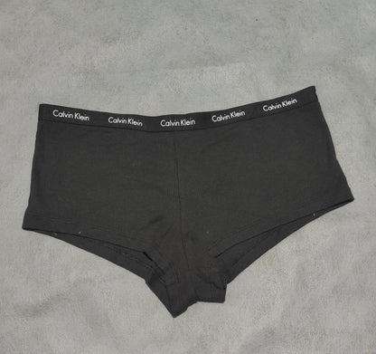 Calvin Klein Women Black Underwear
