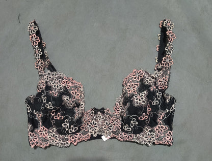 La Vie en Rose Women Black Sport Bra