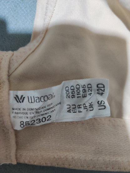 Wacoal Women Cream Sport Bra
