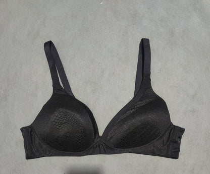 Warner's Women Black Sport Bra