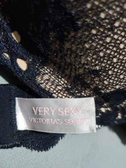 Victoria's Secret Women Black Sport Bra