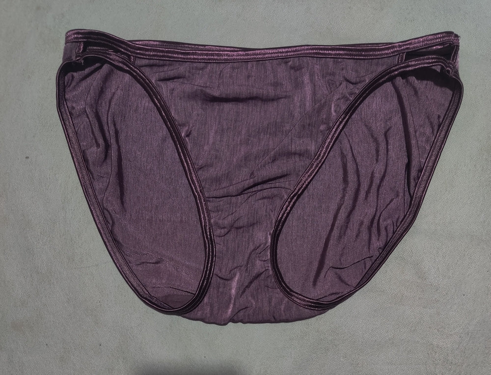 Vanity Fair Women Maroon Underwear
