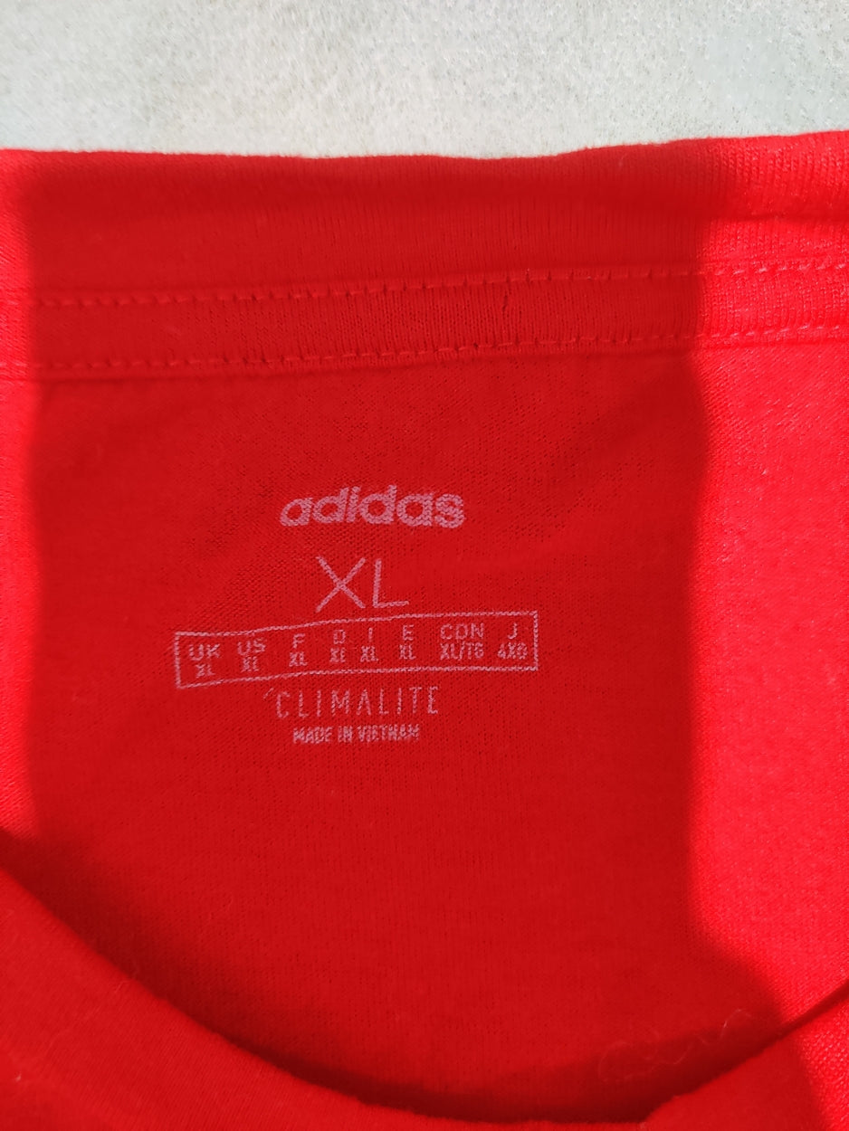 Adidas Men Cotton Red T Shirt – Preloved Labels (view 3)