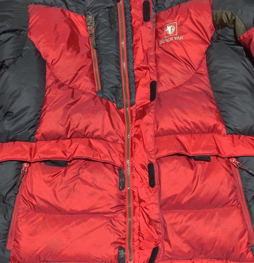 Black Yak Men Heavy Puffer Red Jacket