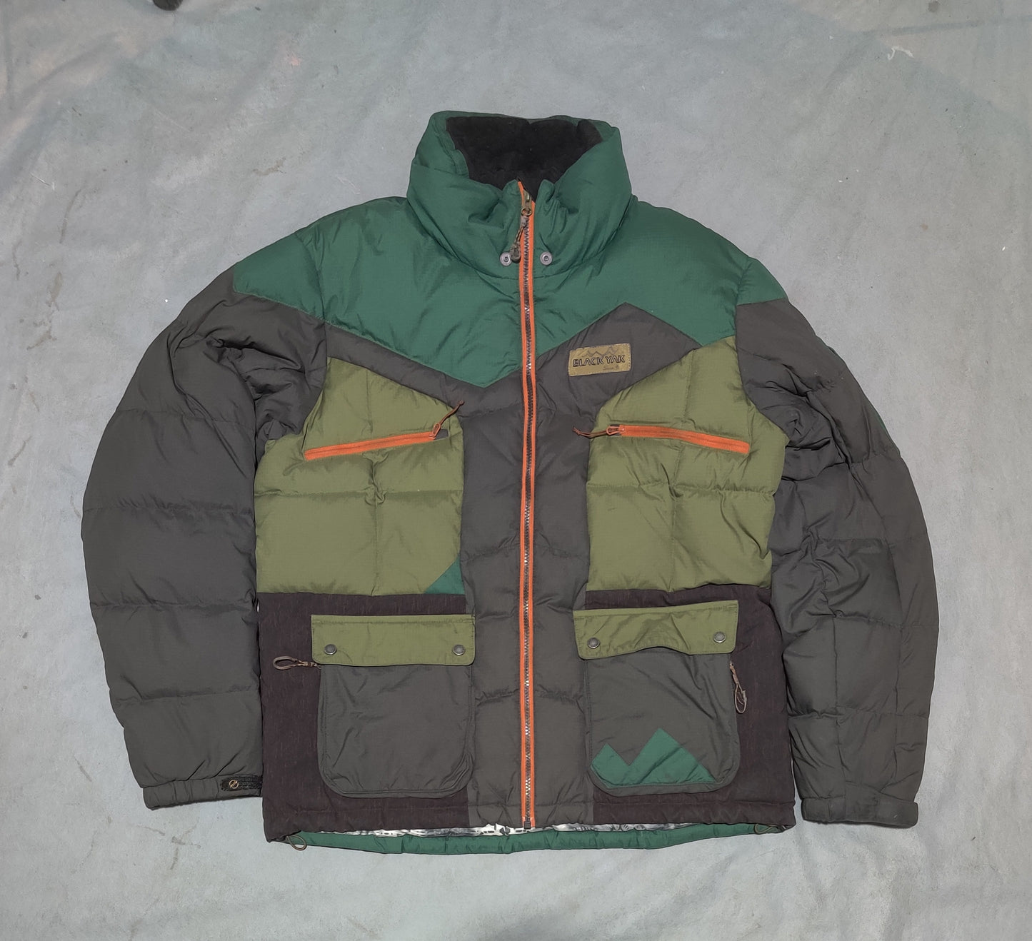 Black Yak Men Heavy Puffer Green Jacket
