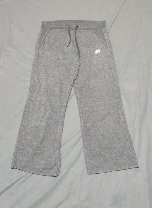 Nike Women Gray Cotton Trouser M