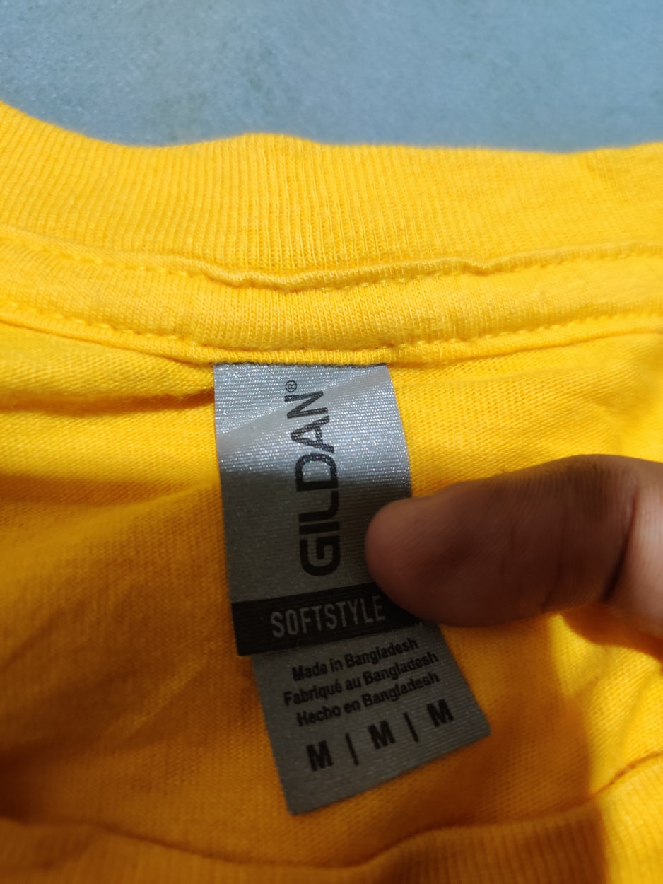 Gildan Men Cotton Yellow T Shirt M