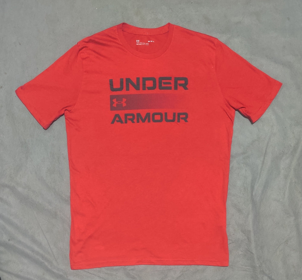 Under Armour Men Red Cotton T Shirt M