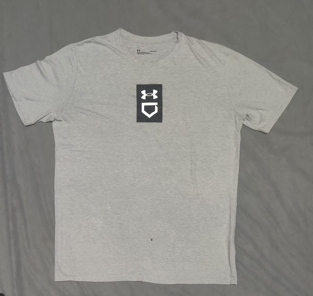 Under Armour Men Gray Cotton T Shirt L
