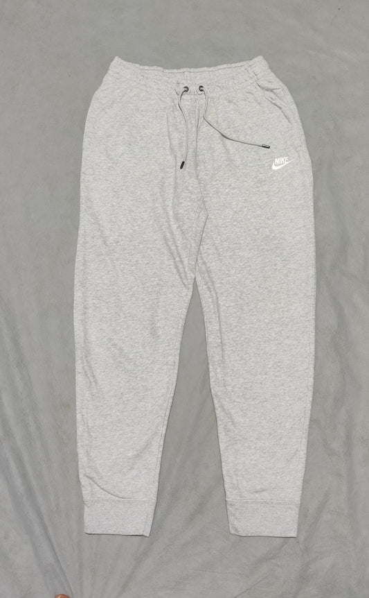 Nike Men Cotton Gray Trouser M