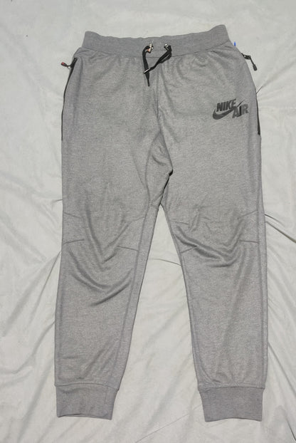 Nike Men Cotton Gray Trouser M