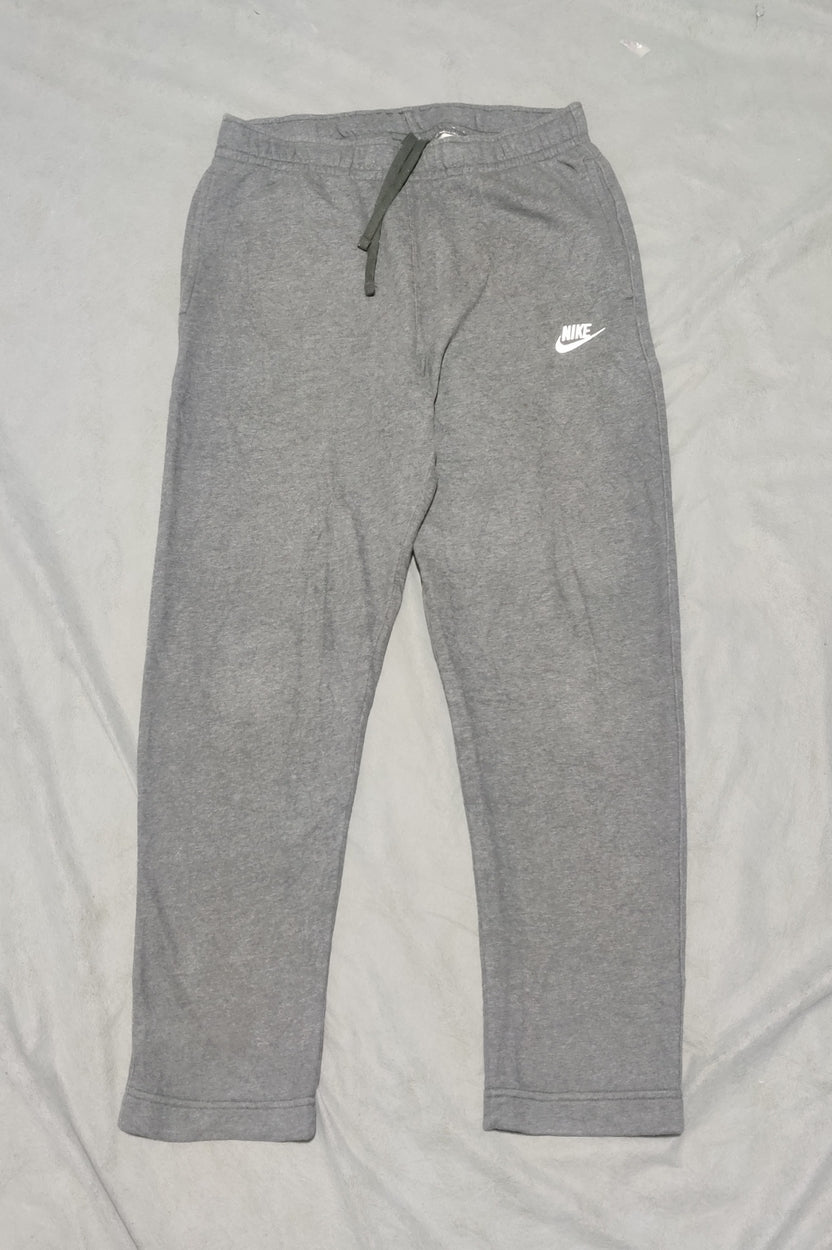 Nike Men Cotton Gray Trouser M