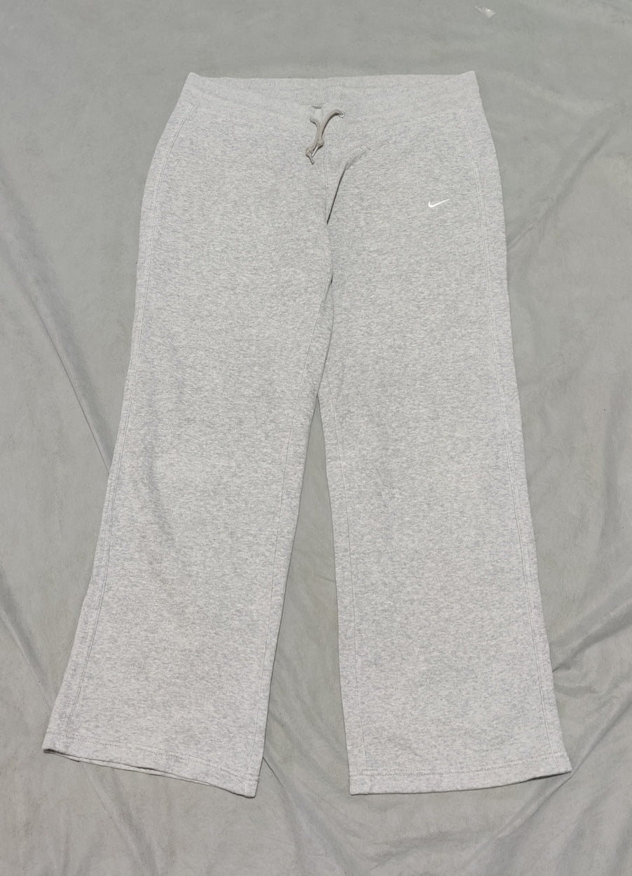 Nike Men Cotton Gray Trouser M