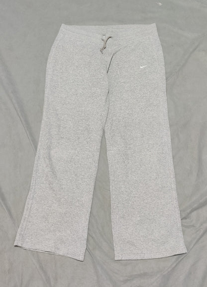 Nike Men Cotton Gray Trouser M