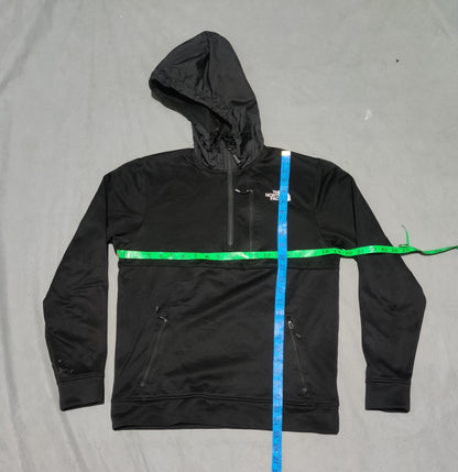 The North Face Men Black Sweatshirt