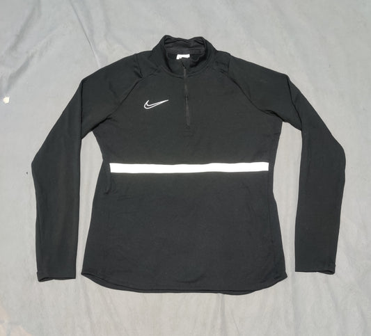 Nike Women Sport Black Sweatshirt M — 21–22 in Chest – Preloved Labels (view 2)