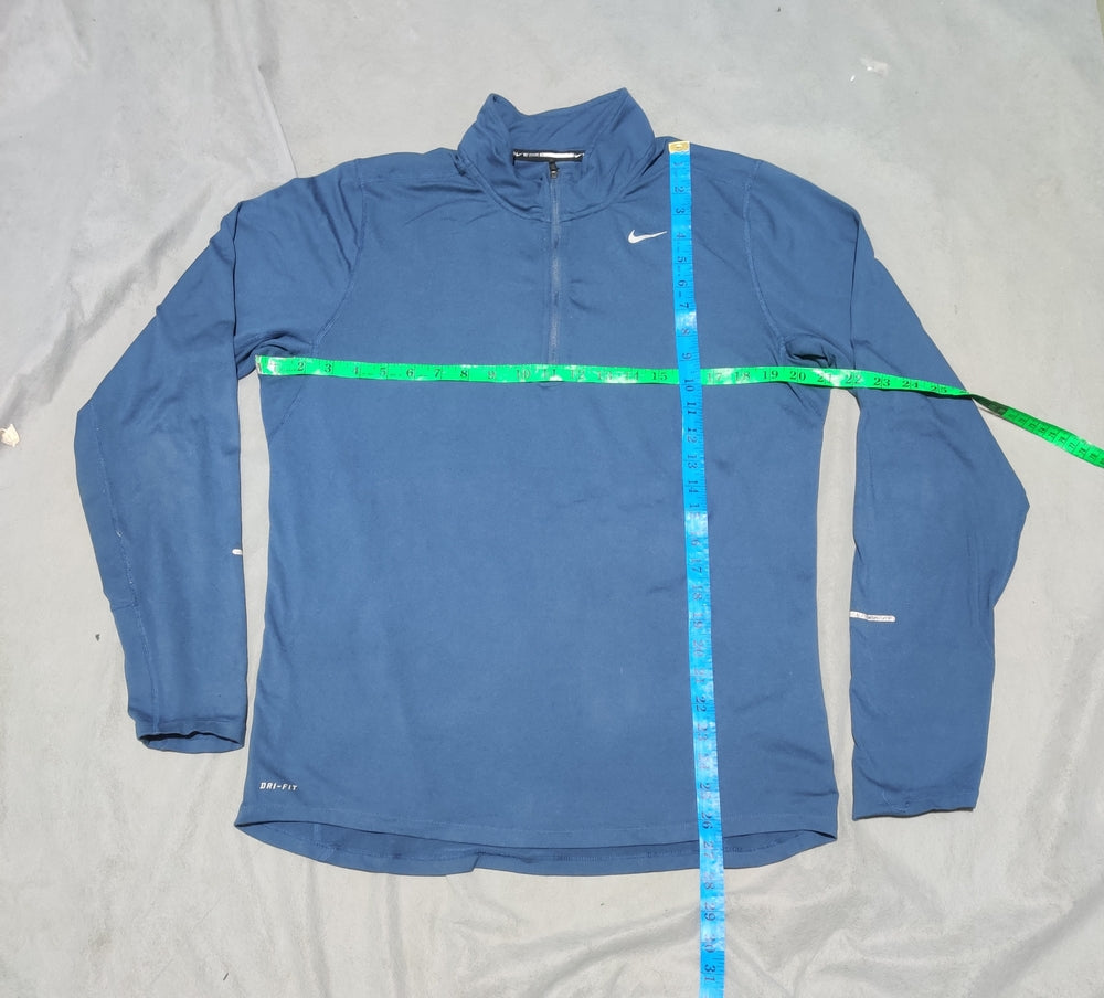 Nike men blue sweatshirt, Medium, 21–22 in chest — product image 4