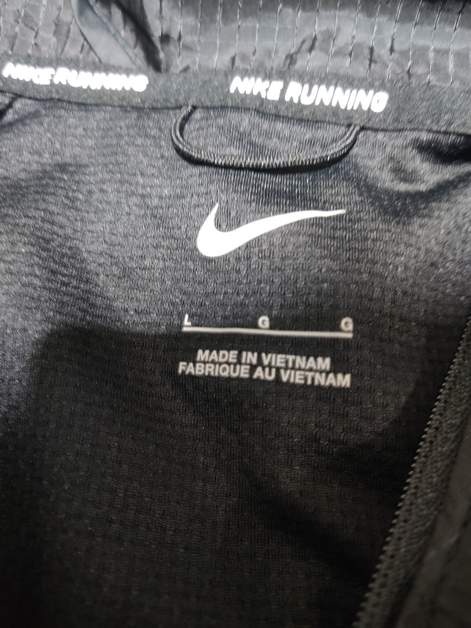 Nike Men Black Sport Windbreaker L