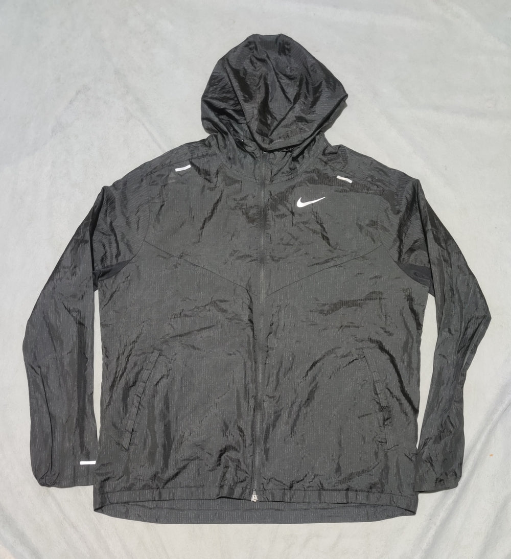 Nike Men Black Sport Windbreaker L