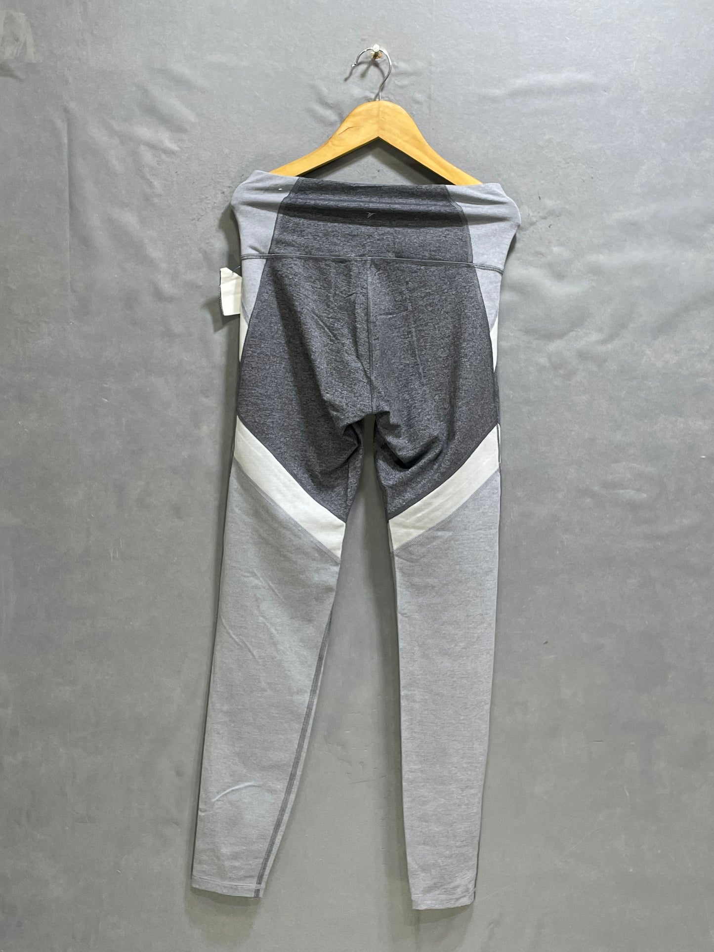 Old Navy Gray Sports Stretch Gym tights For Women S