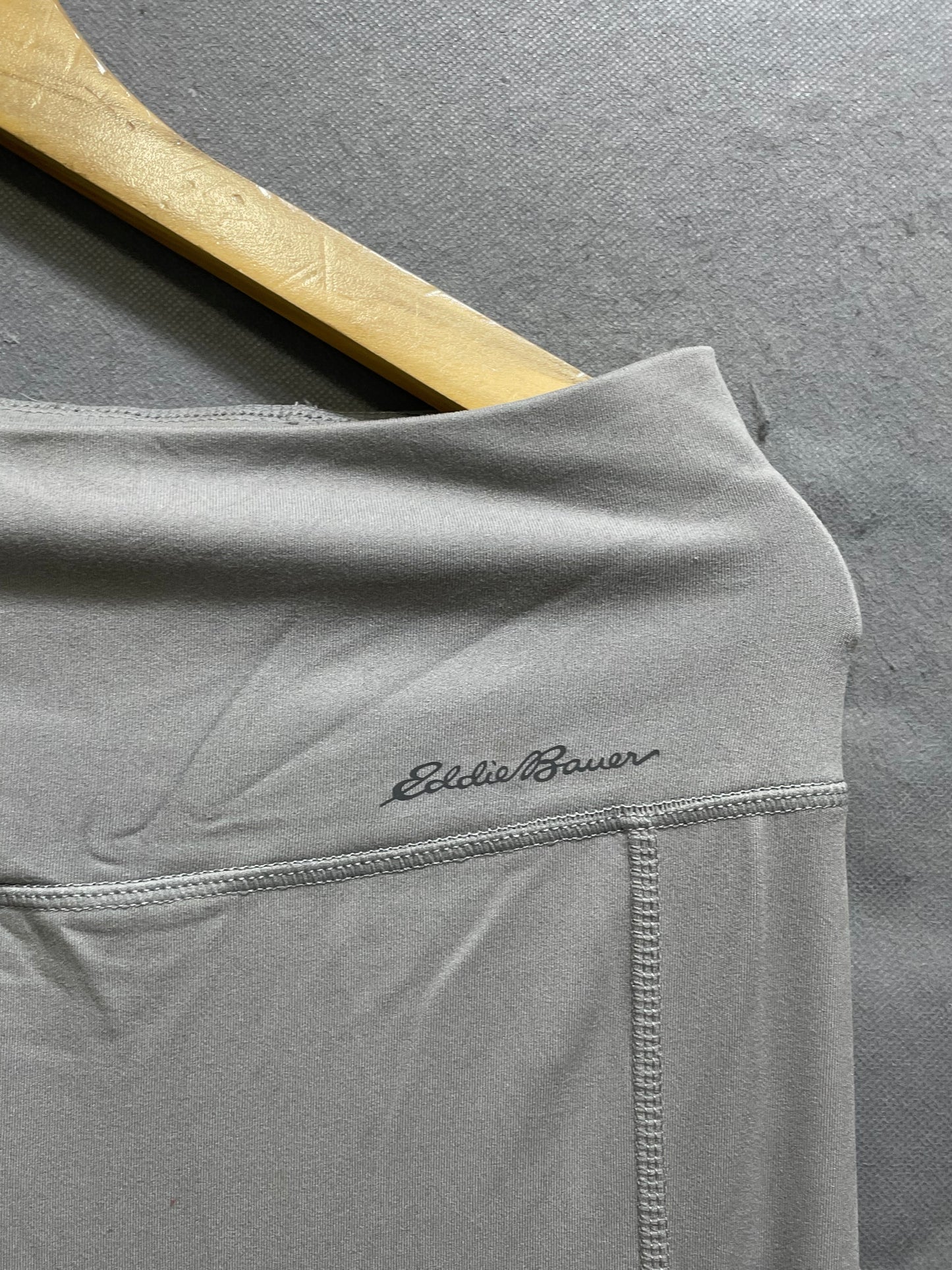 Eddie Bauer Gray Sports Stretch Gym tights For Women L