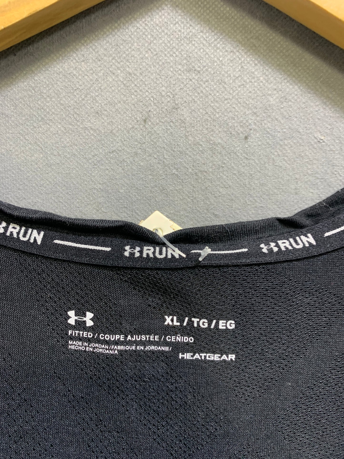 Under Armour Black Sports For Women Vest T Shirt X Large