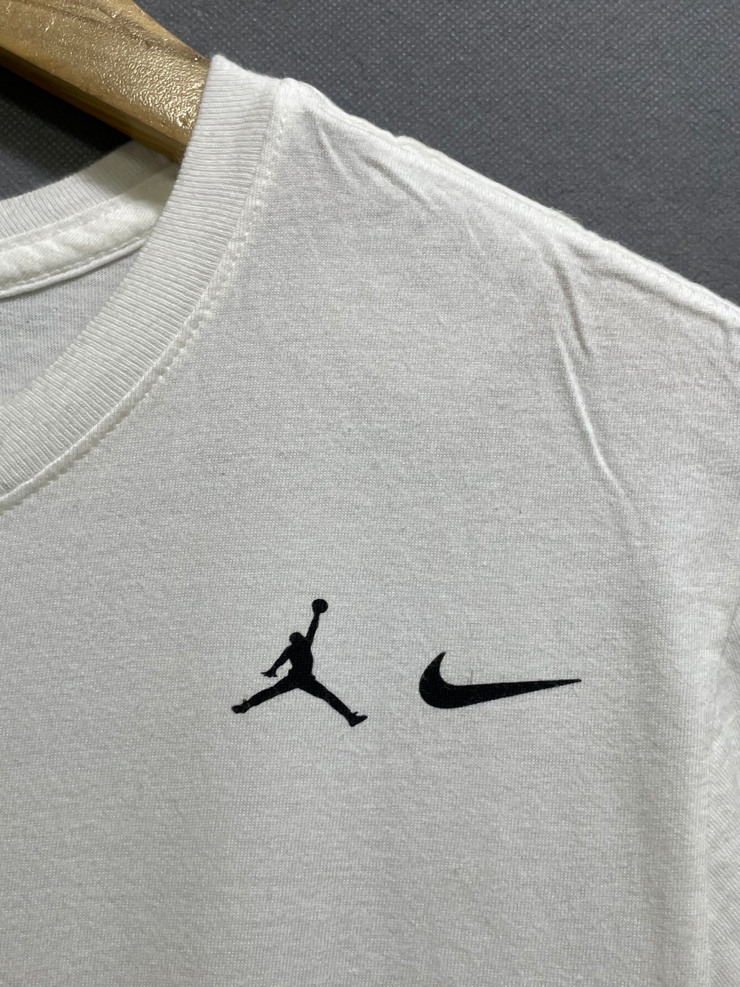 Jordan White Cotton T Shirt For Men Small