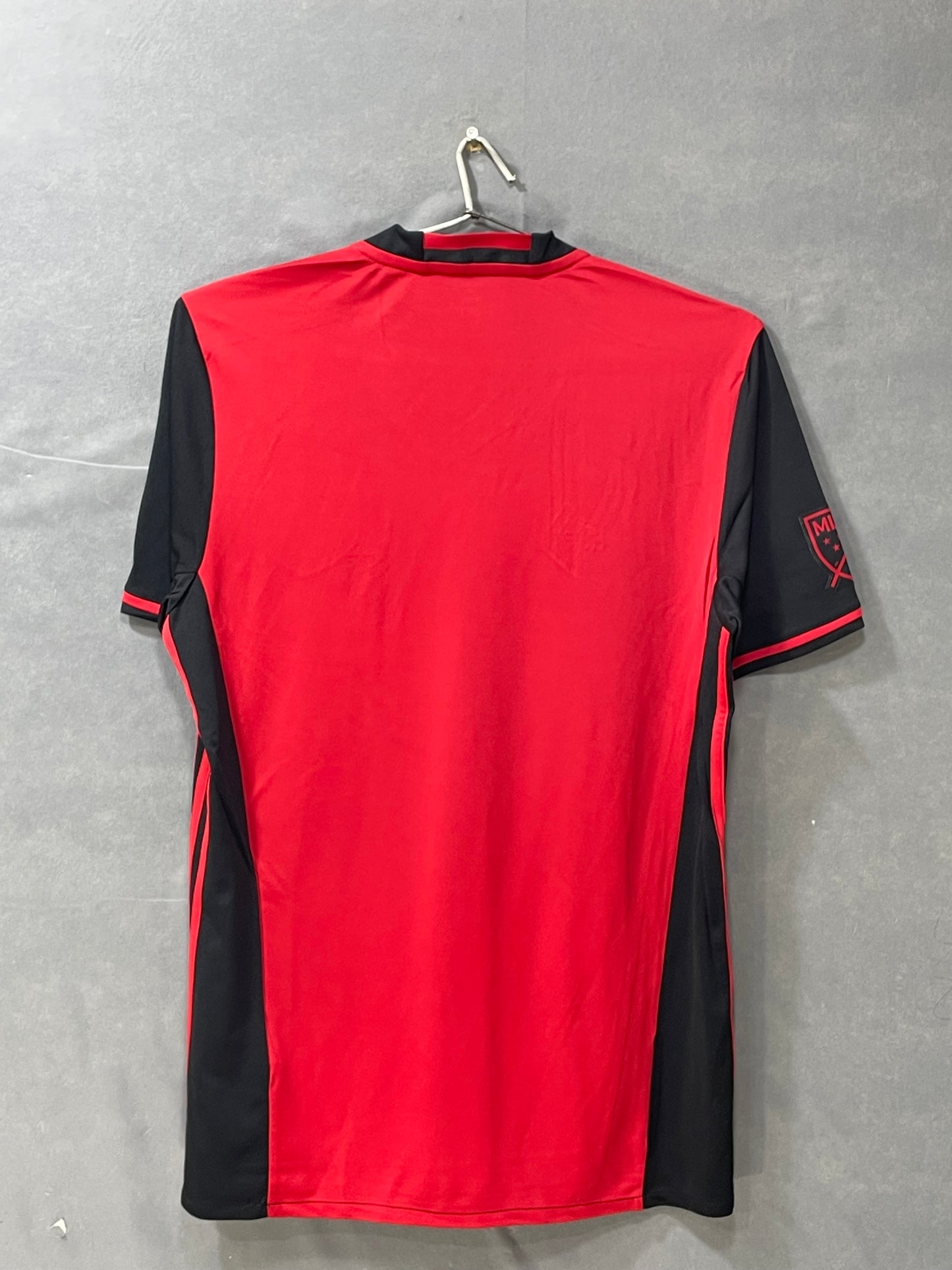 Adidas Timbers Football Red Sports For Men T Shirt M