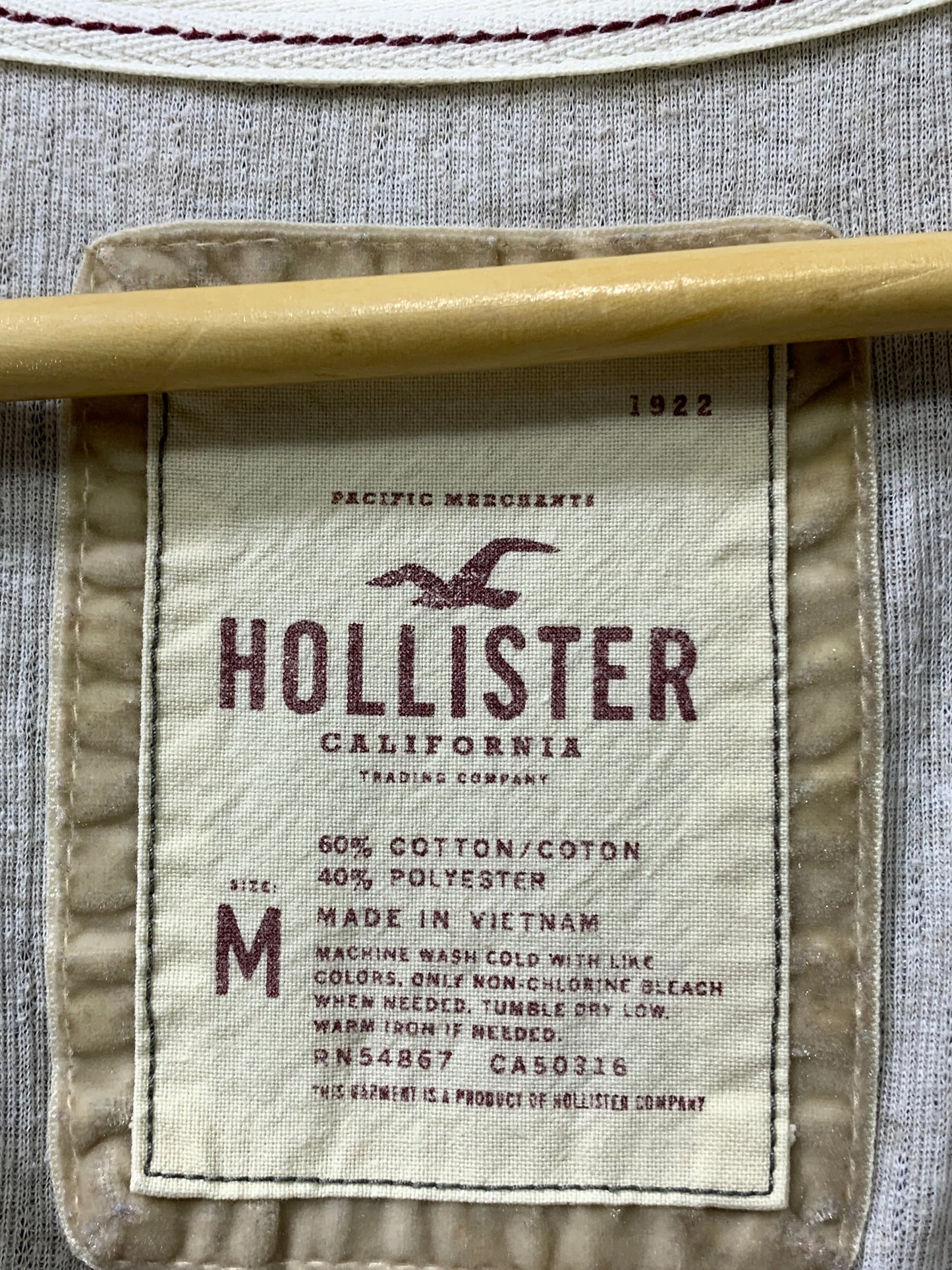 Hollister Gray Sports For Women T Shirt Small